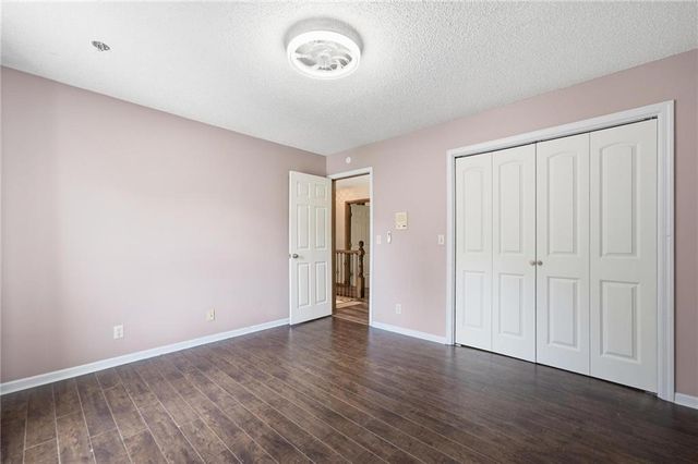 4100 NE SHADY LANE Drive, Gladstone, MO 64119