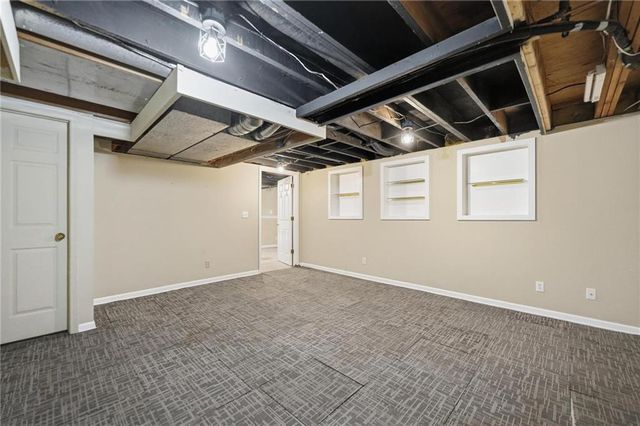 4100 NE SHADY LANE Drive, Gladstone, MO 64119