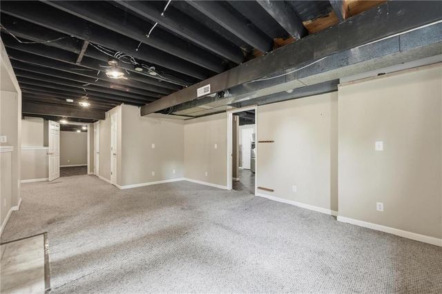 4100 NE SHADY LANE Drive, Gladstone, MO 64119