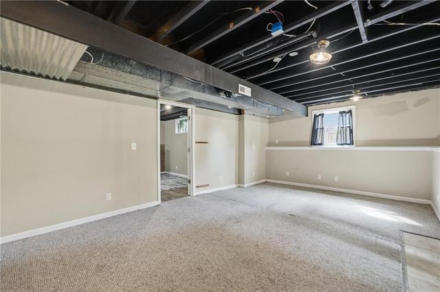 4100 NE SHADY LANE Drive, Gladstone, MO 64119