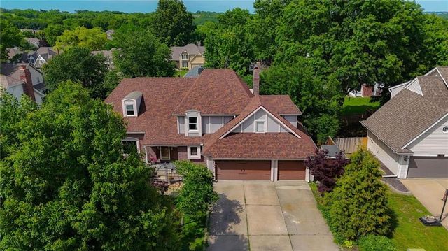 4100 NE SHADY LANE Drive, Gladstone, MO 64119