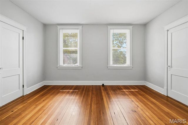 8941 Forest Avenue, St Louis, MO 63114