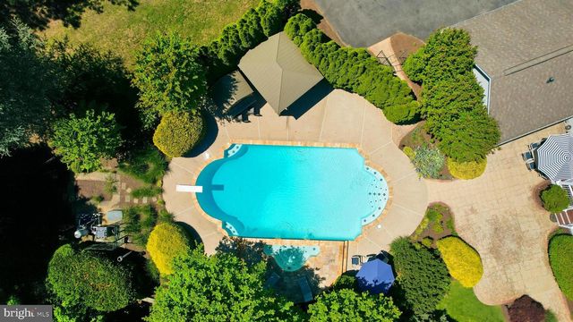 35191 DORNOCH CT, Round Hill, VA 20141