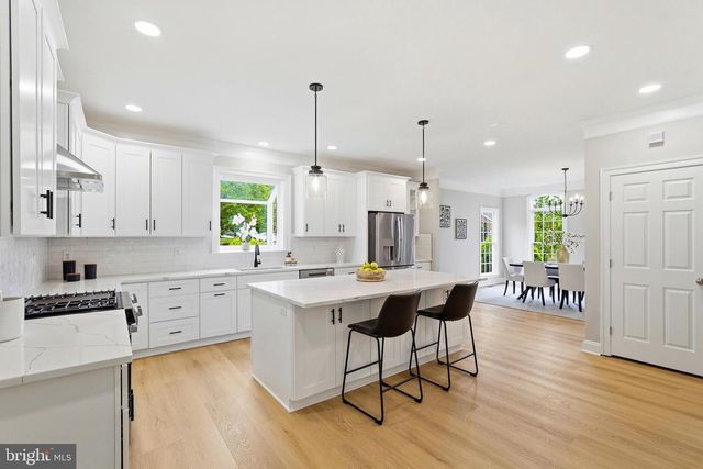 35191 DORNOCH CT, Round Hill, VA 20141