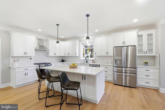 35191 DORNOCH CT, Round Hill, VA 20141