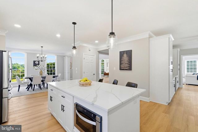35191 DORNOCH CT, Round Hill, VA 20141