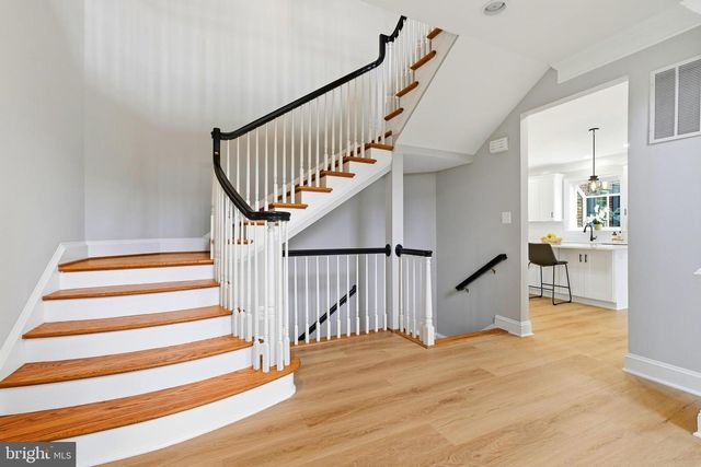 35191 DORNOCH CT, Round Hill, VA 20141