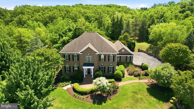 35191 DORNOCH CT, Round Hill, VA 20141