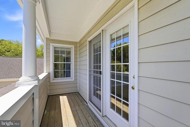 35191 DORNOCH CT, Round Hill, VA 20141