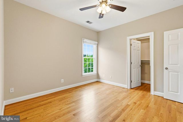 35191 DORNOCH CT, Round Hill, VA 20141