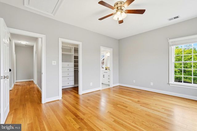 35191 DORNOCH CT, Round Hill, VA 20141