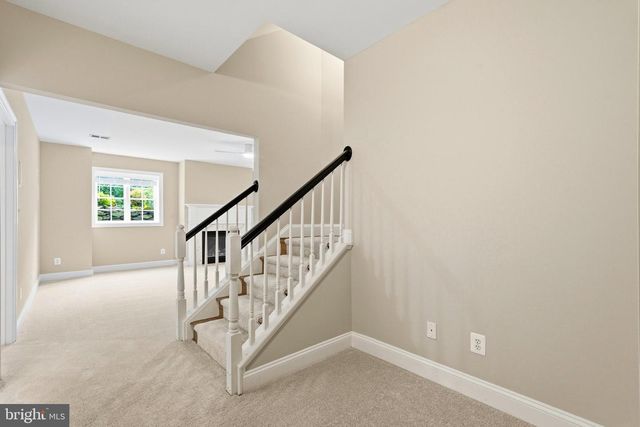 35191 DORNOCH CT, Round Hill, VA 20141