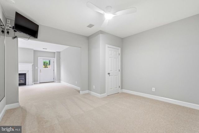 35191 DORNOCH CT, Round Hill, VA 20141