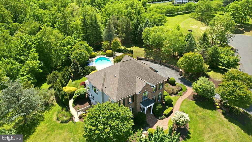 35191 DORNOCH CT, Round Hill, VA 20141