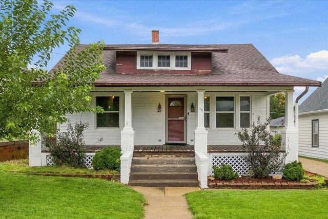 16 IVY Drive, Council Bluffs, IA 51503
