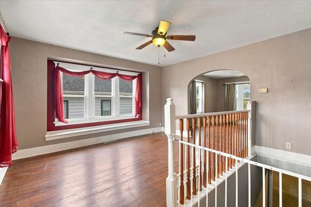 16 IVY Drive, Council Bluffs, IA 51503