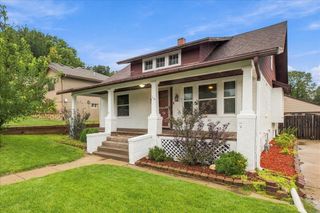 16 IVY Drive, Council Bluffs, IA 51503