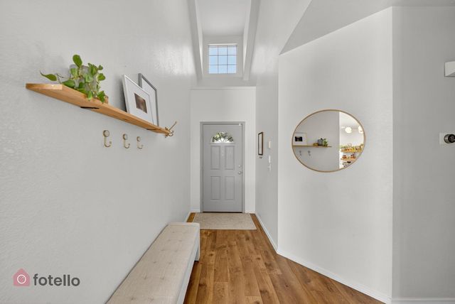 1922 Los Altos Avenue, Clovis, CA 93611