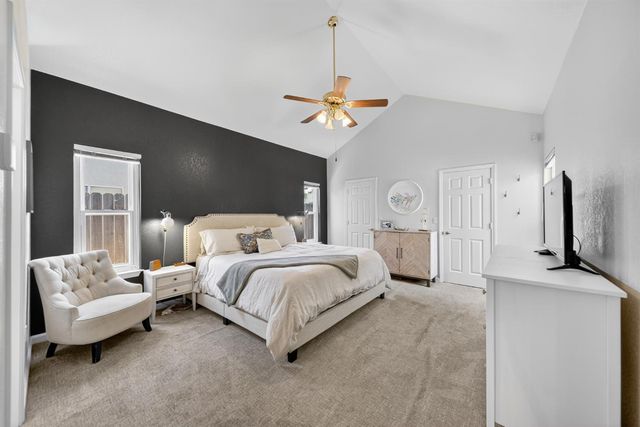 1922 Los Altos Avenue, Clovis, CA 93611