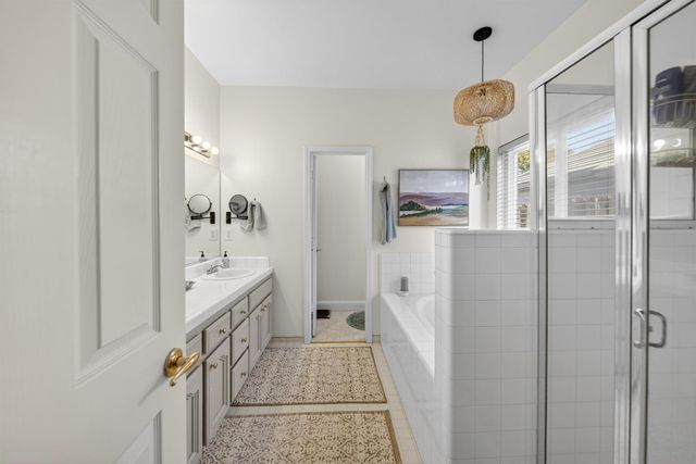 1922 Los Altos Avenue, Clovis, CA 93611