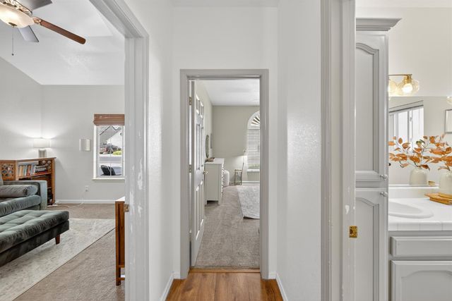 1922 Los Altos Avenue, Clovis, CA 93611