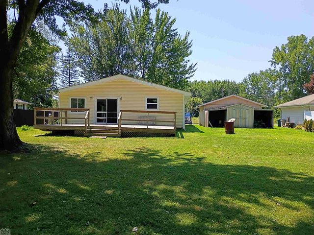 206 Degurse Avenue, Marine City, MI 48039