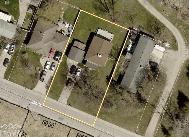 206 Degurse Avenue, Marine City, MI 48039