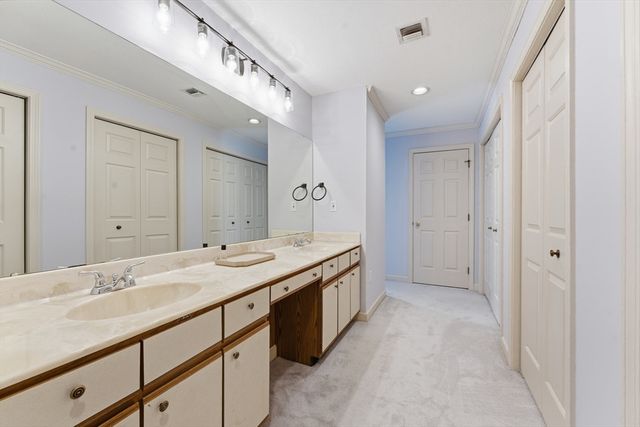 36 Shady Brook 36, West Springfield, MA 01089