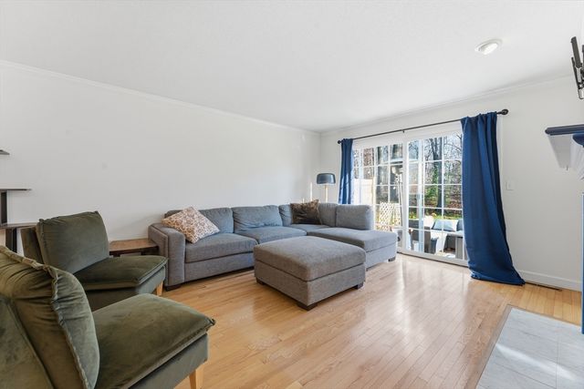 36 Shady Brook 36, West Springfield, MA 01089