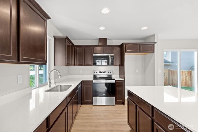 5406 67TH Avenue NE, Marysville, WA 98270