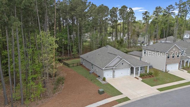 10 Runner Stone Rd, Bluffton, SC 29909