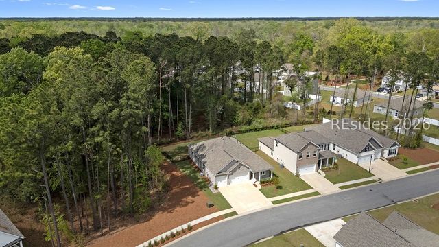 10 Runner Stone Rd, Bluffton, SC 29909