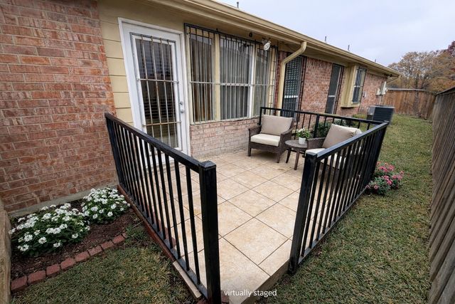 2218 Overview Lane, Garland, TX 75044