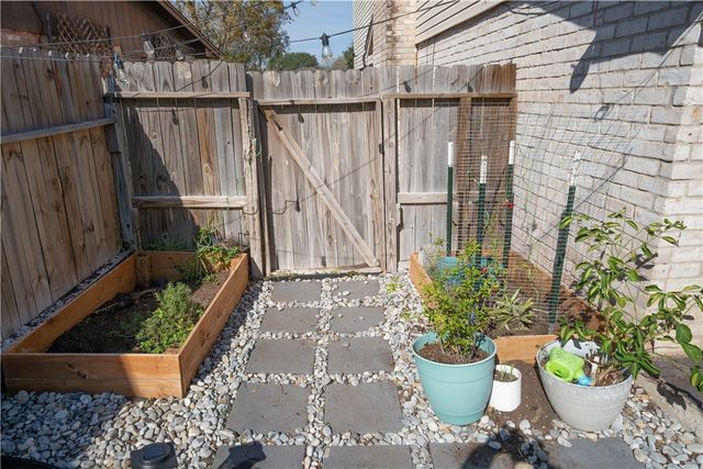 4146 Sierra Circ, Corpus Christi, TX 78410