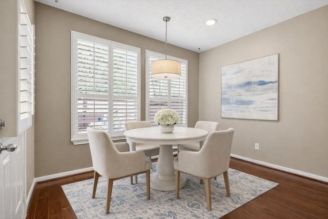 154 W Burberry Circle, The Woodlands, TX 77384