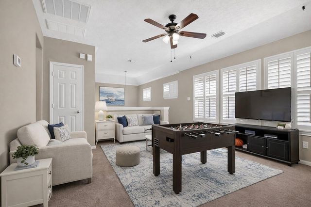 154 W Burberry Circle, The Woodlands, TX 77384