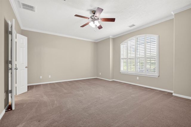 154 W Burberry Circle, The Woodlands, TX 77384