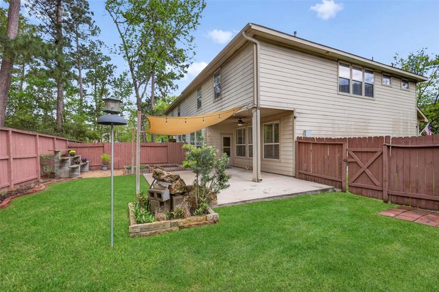 154 W Burberry Circle, The Woodlands, TX 77384