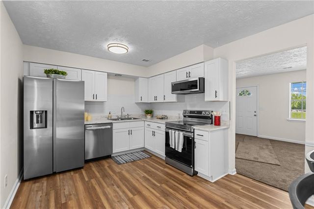 1832 Mcdonough Road, Hampton, GA 30228