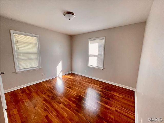 10121 Baron Drive, St Louis, MO 63136