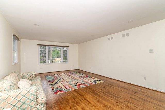 1800 LARK LN, Cherry Hill, NJ 08003