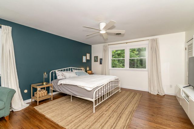 1800 LARK LN, Cherry Hill, NJ 08003