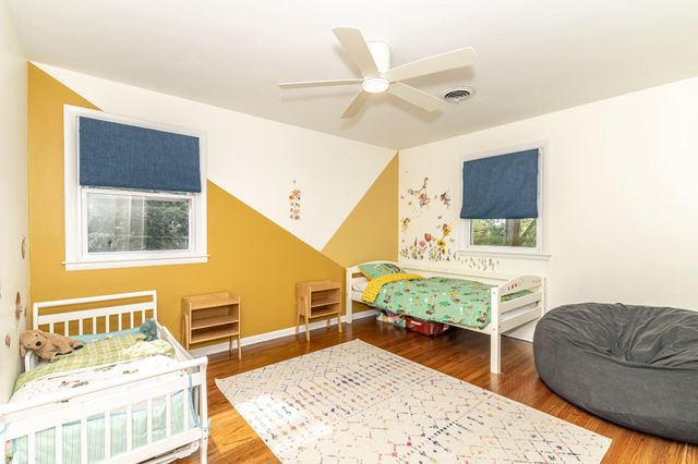 1800 LARK LN, Cherry Hill, NJ 08003