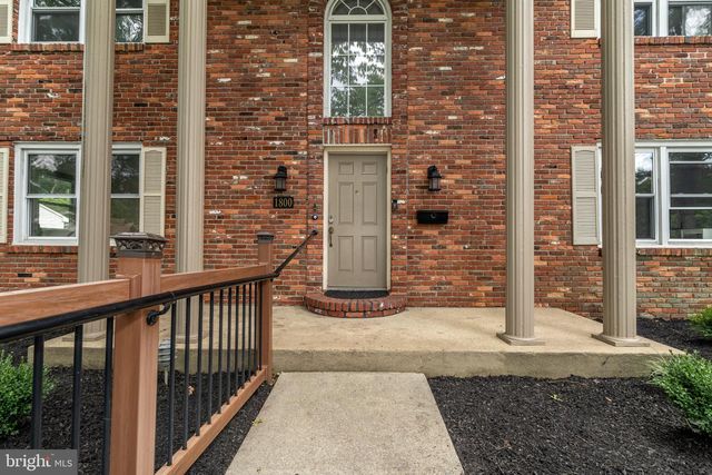 1800 LARK LN, Cherry Hill, NJ 08003