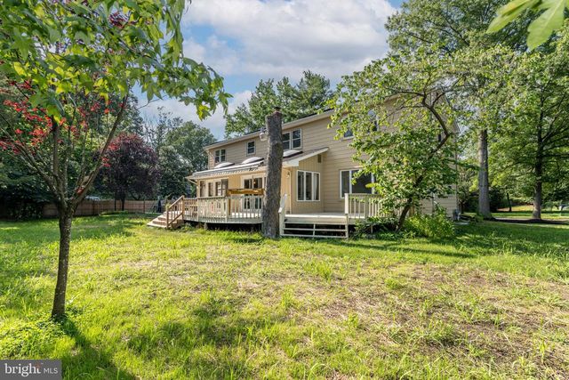 1800 LARK LN, Cherry Hill, NJ 08003