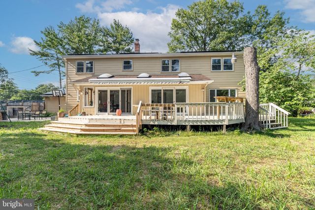 1800 LARK LN, Cherry Hill, NJ 08003