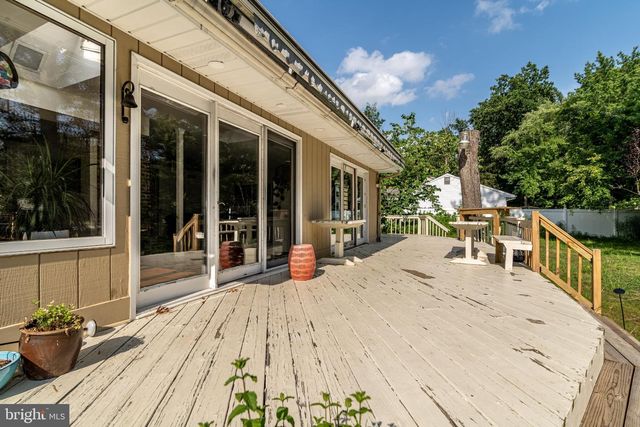 1800 LARK LN, Cherry Hill, NJ 08003