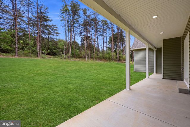 43 SPRUCE LN, Berkeley Springs, WV 25411