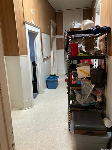 2424 Buena Vista, San Antonio, TX 78207