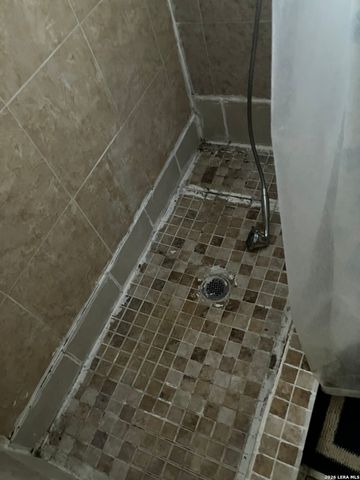 2424 Buena Vista, San Antonio, TX 78207